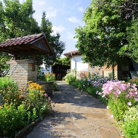 Villa Хаджикольовата Къща Medven Exterior foto